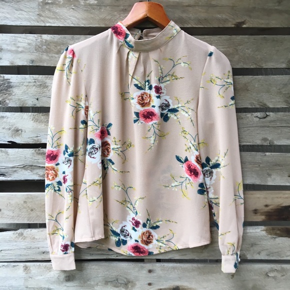 Tops - NEW | Boutique Flowered Blouse